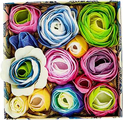 Heathcote & Ivory  Sunshine Served Soap Flowers