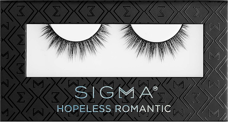 Sigma False Lashes Hopeless Romantic